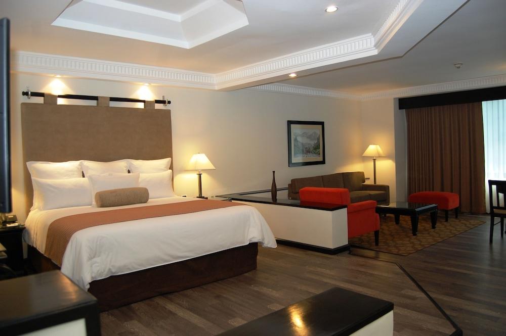 Tikal Futura Hotel & Convention Center Guatemala City Exterior photo