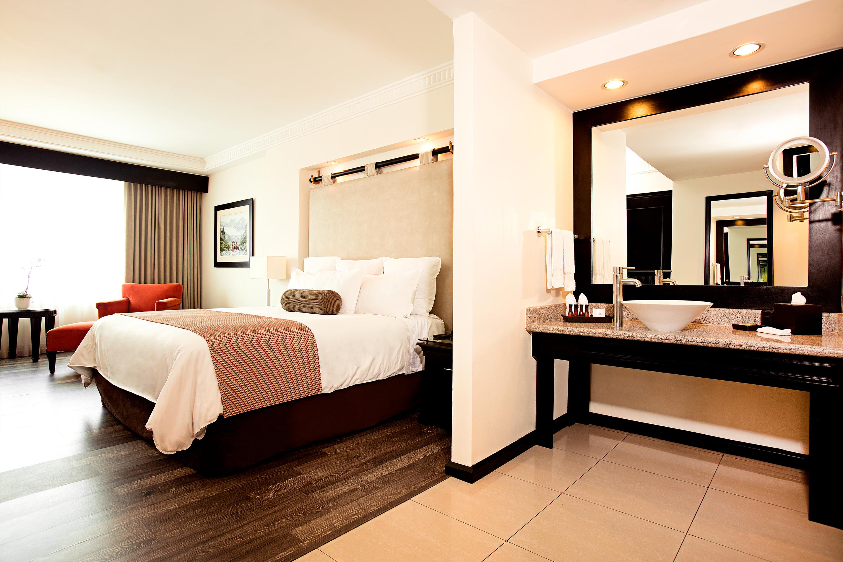 Tikal Futura Hotel & Convention Center Guatemala City Exterior photo