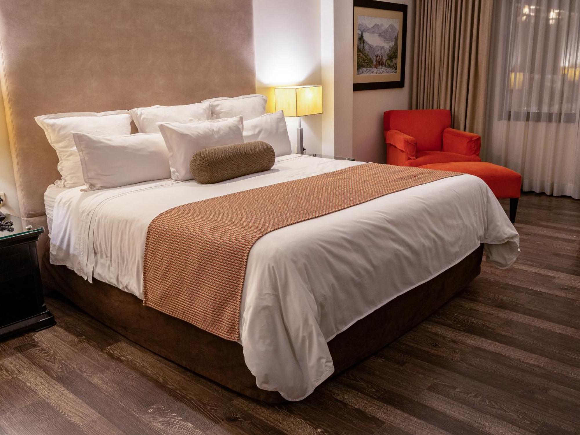 Tikal Futura Hotel & Convention Center Guatemala City Room photo