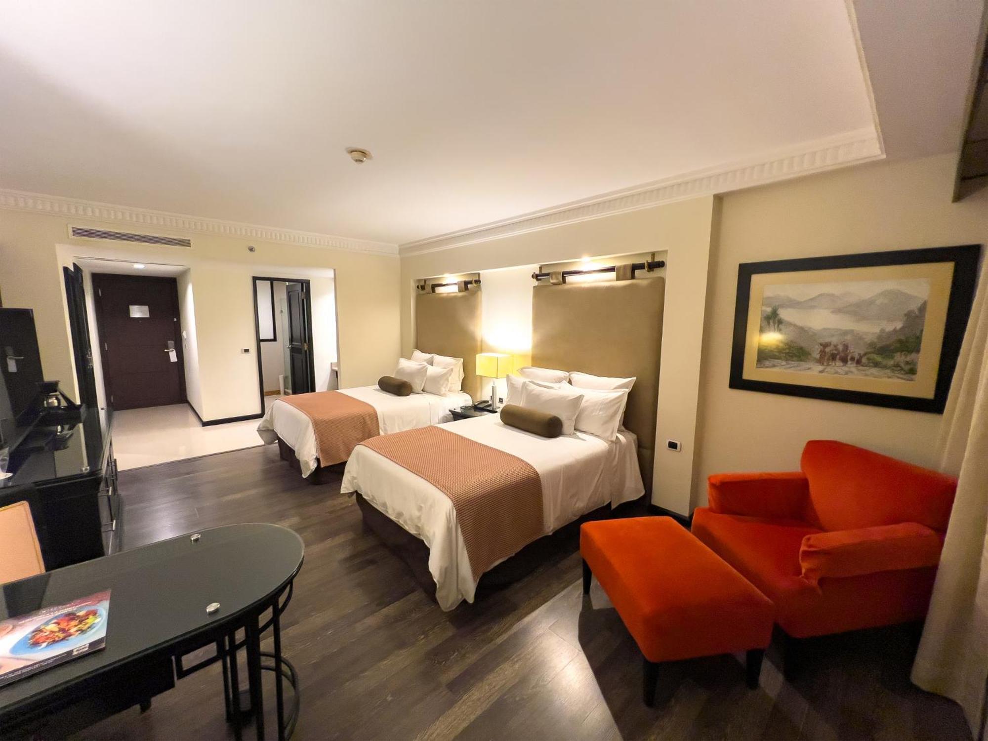 Tikal Futura Hotel & Convention Center Guatemala City Exterior photo