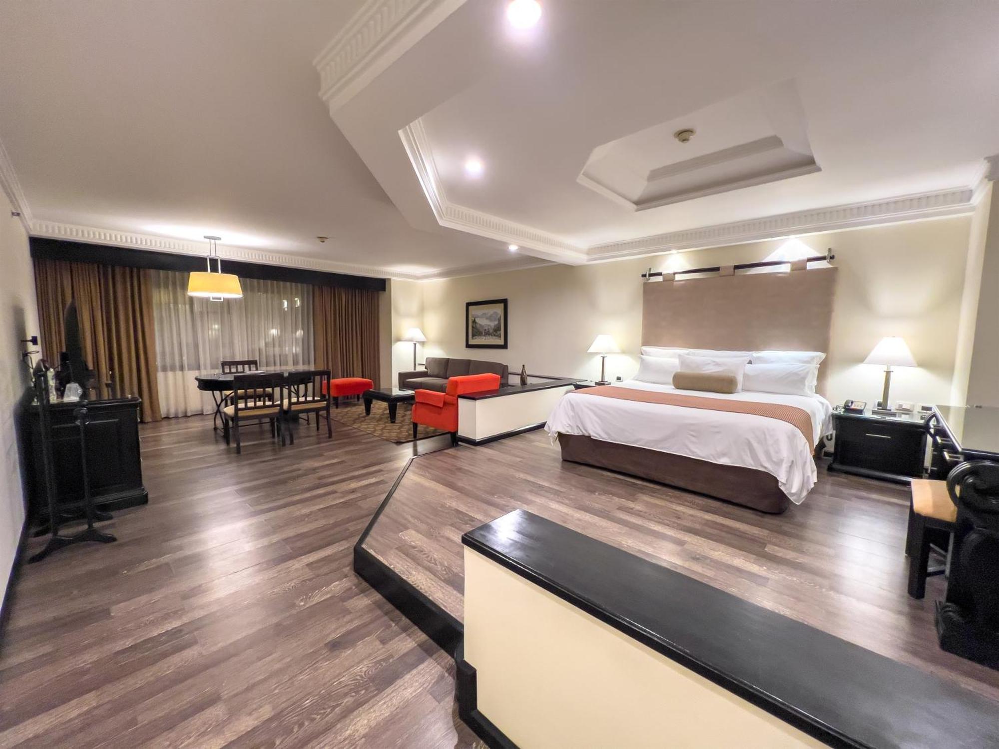 Tikal Futura Hotel & Convention Center Guatemala City Room photo