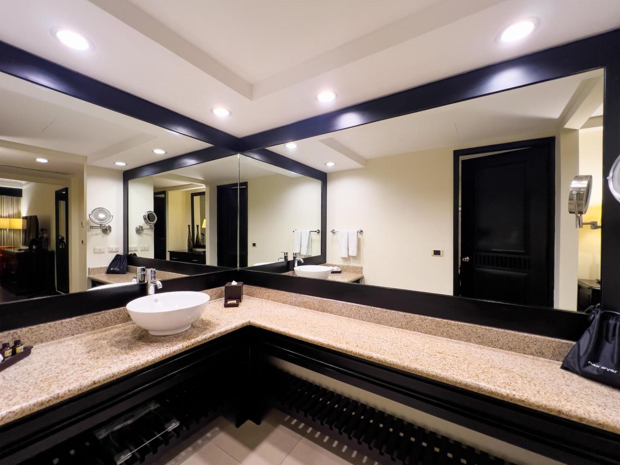 Tikal Futura Hotel & Convention Center Guatemala City Room photo